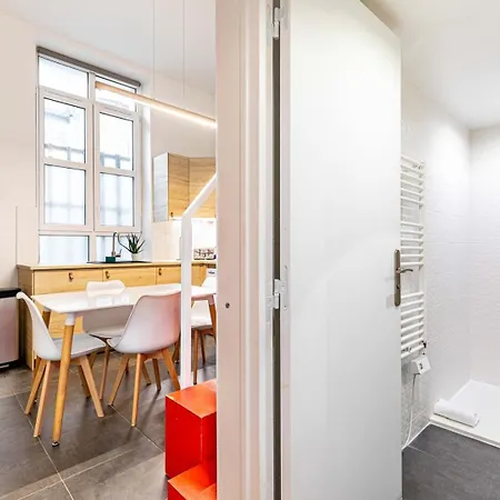 Apartment Disponible - - Equipped Souplex - From 1 To 6 Guests Paris
