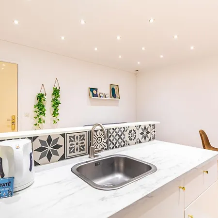 Guestready - Lovely Parisian For 4pax. Apartment *