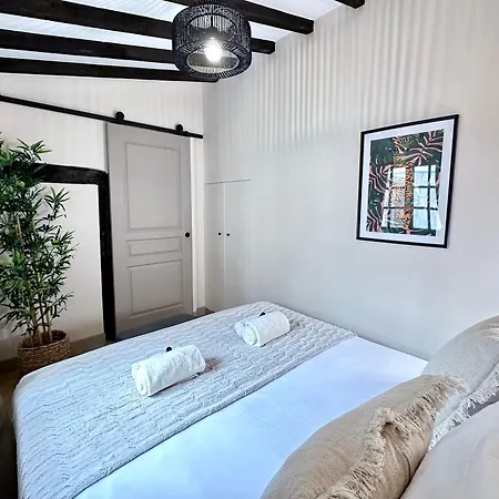 Le Marais' Finest Luxurious * Parigi