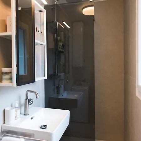 Homyparis Bed & Breakfast Paris