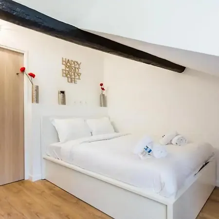Grands Boulevards 5d Apartment Paris