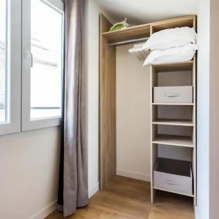 Apartment Grands Boulevards 5d