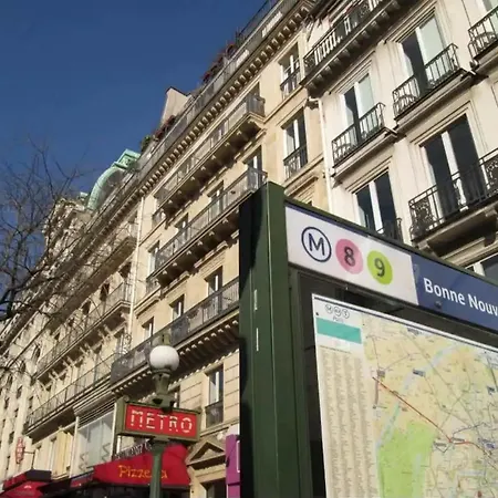 Grands Boulevards 5d * Paris