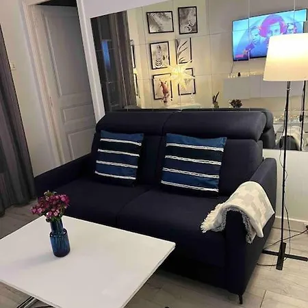 T2 Cosy Et Lumineux Au Coeur De Paris12 Apartment Paris