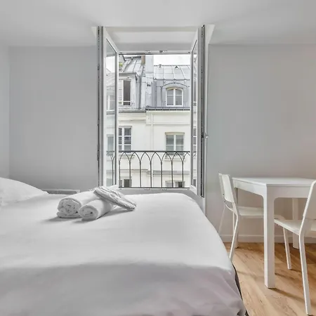 Apartment Clery-cosy Au Centre De Paris