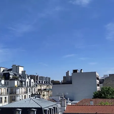 Charming Nest In Paris-pont Cardinet *