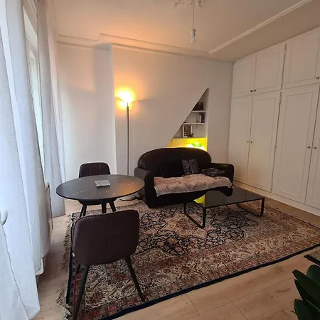 Charming Nest In Apartman Párizs