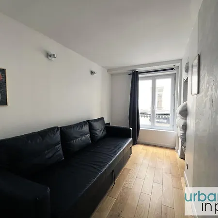 Urban Flat 89 - Charming 3 Bedroom Flat In * Paris