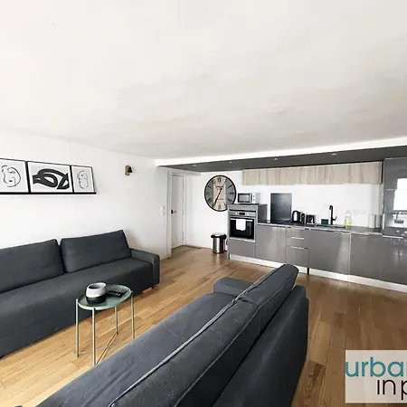 Apartment Urban Flat 89 - Charming 3 Bedroom Flat In Paris