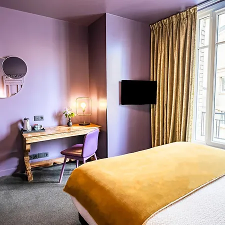 Nicolo - Tour Eiffel Hotel