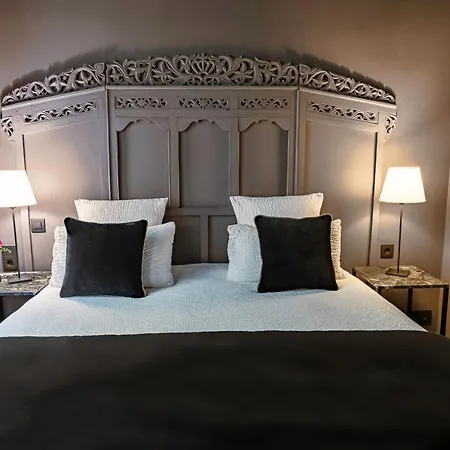 Nicolo - Tour Eiffel Otel 3*