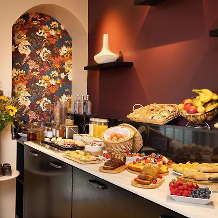 Mayflower Opera Hotel 4*
