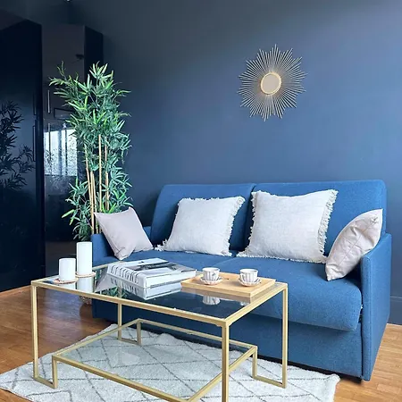 Stylish With A Balcony In アパート