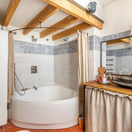 Guestready - Charming With Mezzanine * Paris