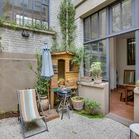 Elegance And Charm At Leandre Apartamento *