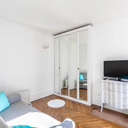 Guestready - Central Parisian Retreat