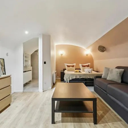 375 Brady - Superbe A * Paris