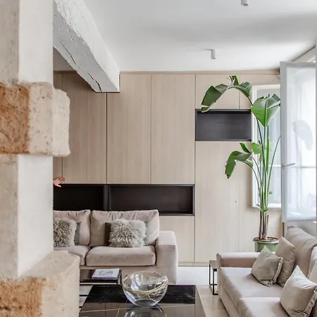 196 Dan - Superbe A * Paris