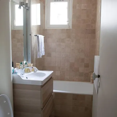 So Cute 55m2 And Quiet With A Courtyard Garden Apartment *