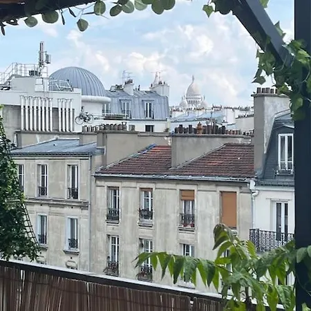 With Terrace And View Of Sacre Coeur * Paris