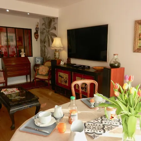 Deux Pieces De Standing, Climatise Apartment Paris
