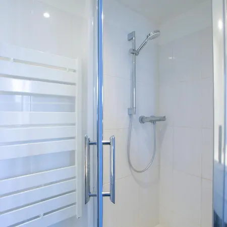 Apartment Cozy 1 Bedroom In Center Of - Sc04