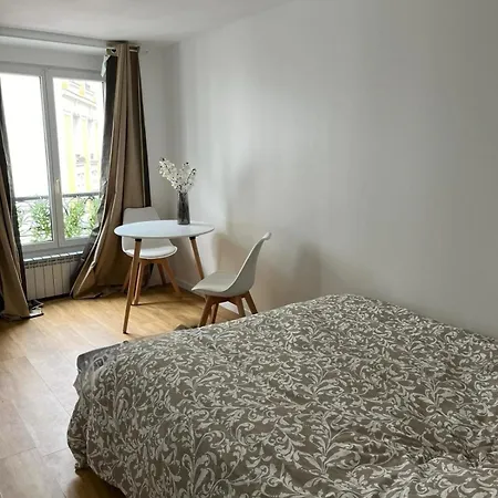 Bright Studio Near The Marais