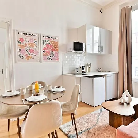 Magnifique Neuf Rose 14eme *