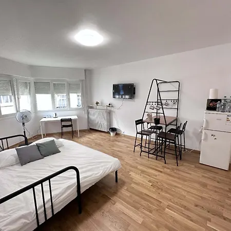 Mystery Base Homestay
