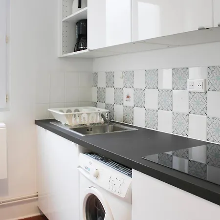 Charming T3 Near The Promenade Pereire Apartment