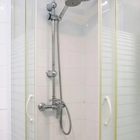 Charming T3 Near The Promenade Pereire Apartment Paris
