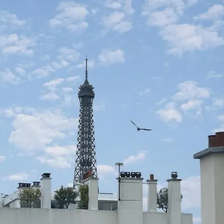 Nicolo - Tour Eiffel 3* Paris