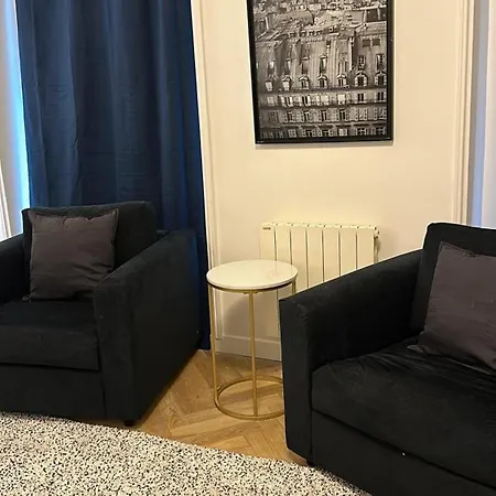 Urban Flat 171 - Sublime 3bdr Flat - Triangle D Or