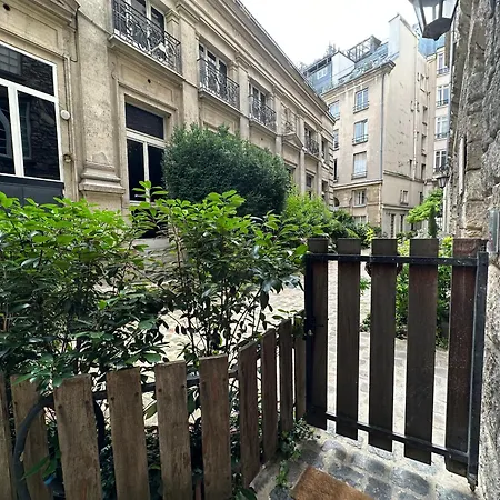 Centre Exclusif Avec Jardin Paris