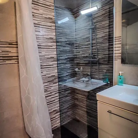 Spacieux Parisien Apartment