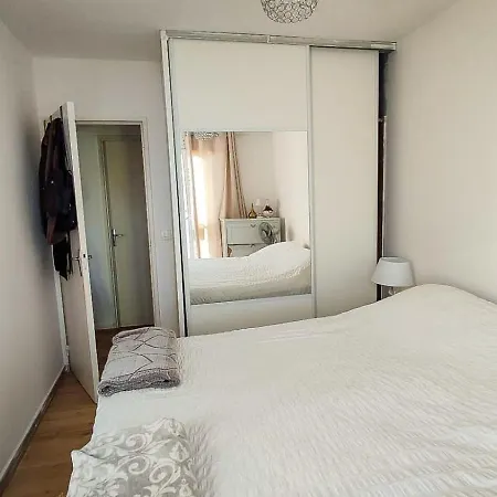 Apartment Spacieux Parisien Paris