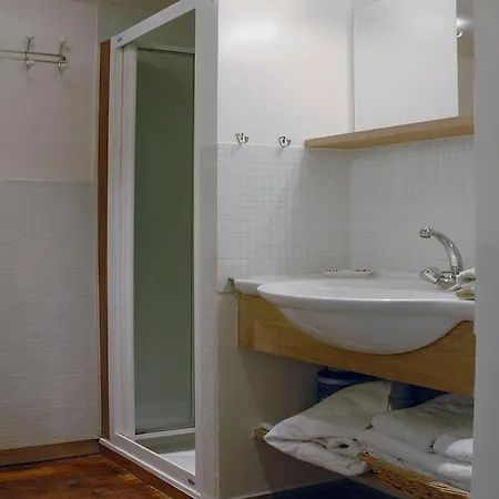 Nest In Parigi