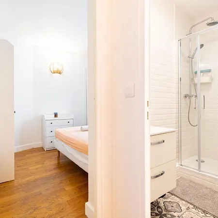 Guestready - Elegant Pres De Sacre-coeur Apartment Paris