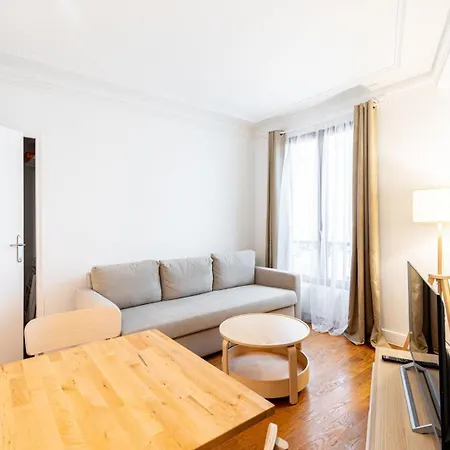 Guestready - Elegant Pres De Sacre-coeur Apartment Paris