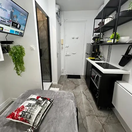 Bastille Bercy Gare De Lyon Climatisee 9m2 Ideal 1 Pers ,max 2 Pers Parigi