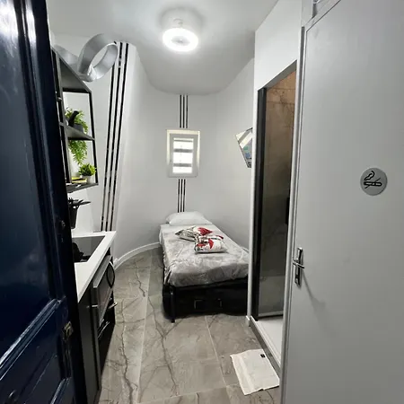 Appartamento Bastille Bercy Gare De Lyon Climatisee 9m2 Ideal 1 Pers ,max 2 Pers Parigi