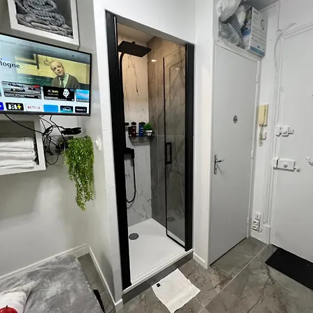 Bastille Bercy Gare De Lyon Climatisee 9m2 Ideal 1 Pers ,max 2 Pers Apartment