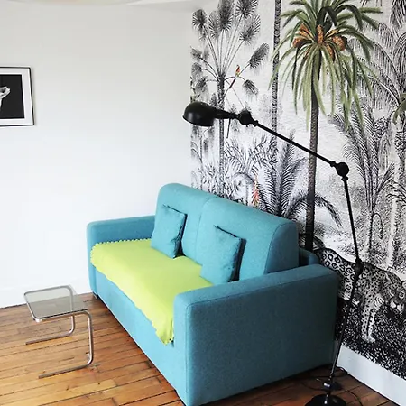 Homestay Private With Bathroom In Sunny Flat Paris