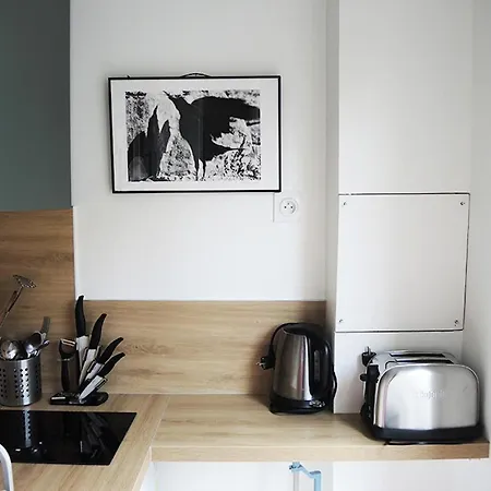 Private With Bathroom In Sunny Flat