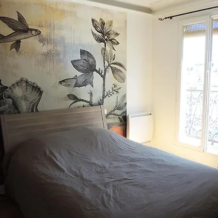 Séjour chez l'habitant Private With Bathroom In Sunny Flat