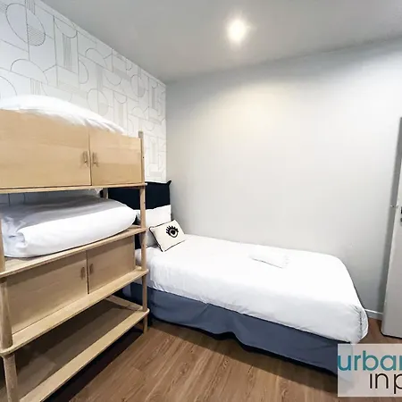 Urban Flat 02 - Beautiful 4 Bdr Flat In Heart Of Apartment *