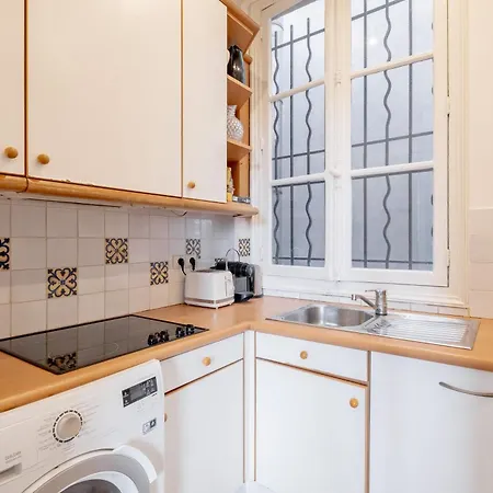 Apartment Veeve - Haussmannian Heights Paris