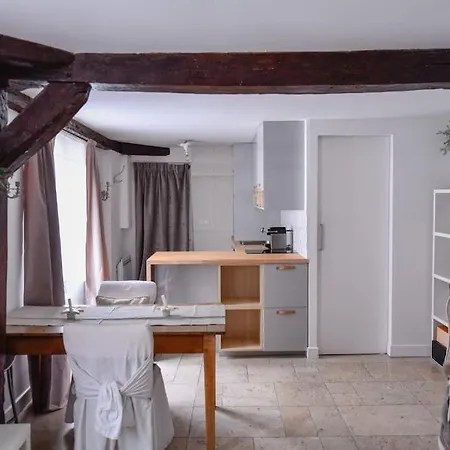 Apartment Saint-germain-des-pres In Paris