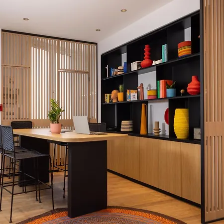 Hotell Korner Eiffel 3*