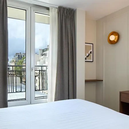 Elysée Secret Hotel Paris